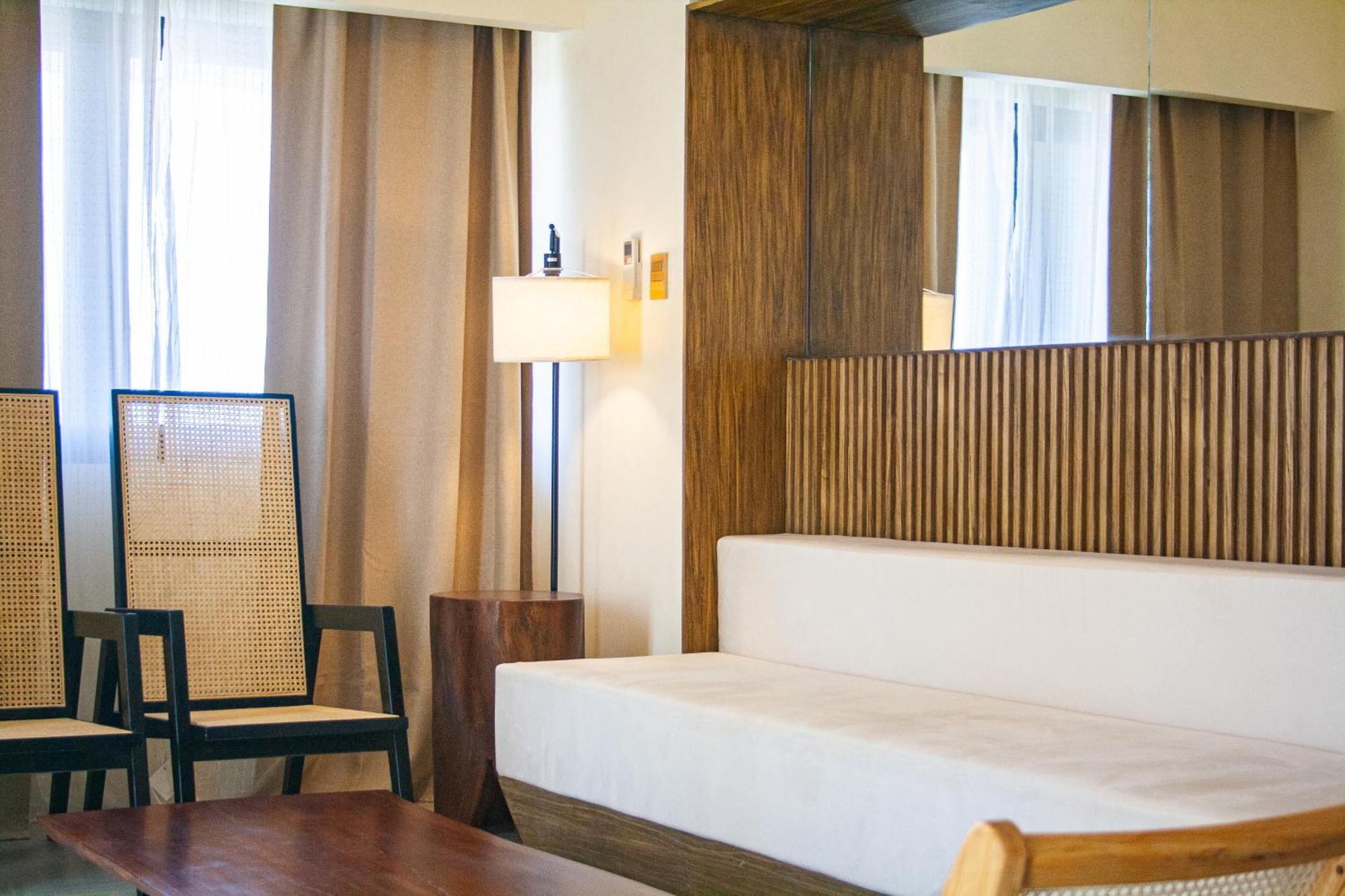 Elijah Hotel Дасмариньяс Экстерьер фото