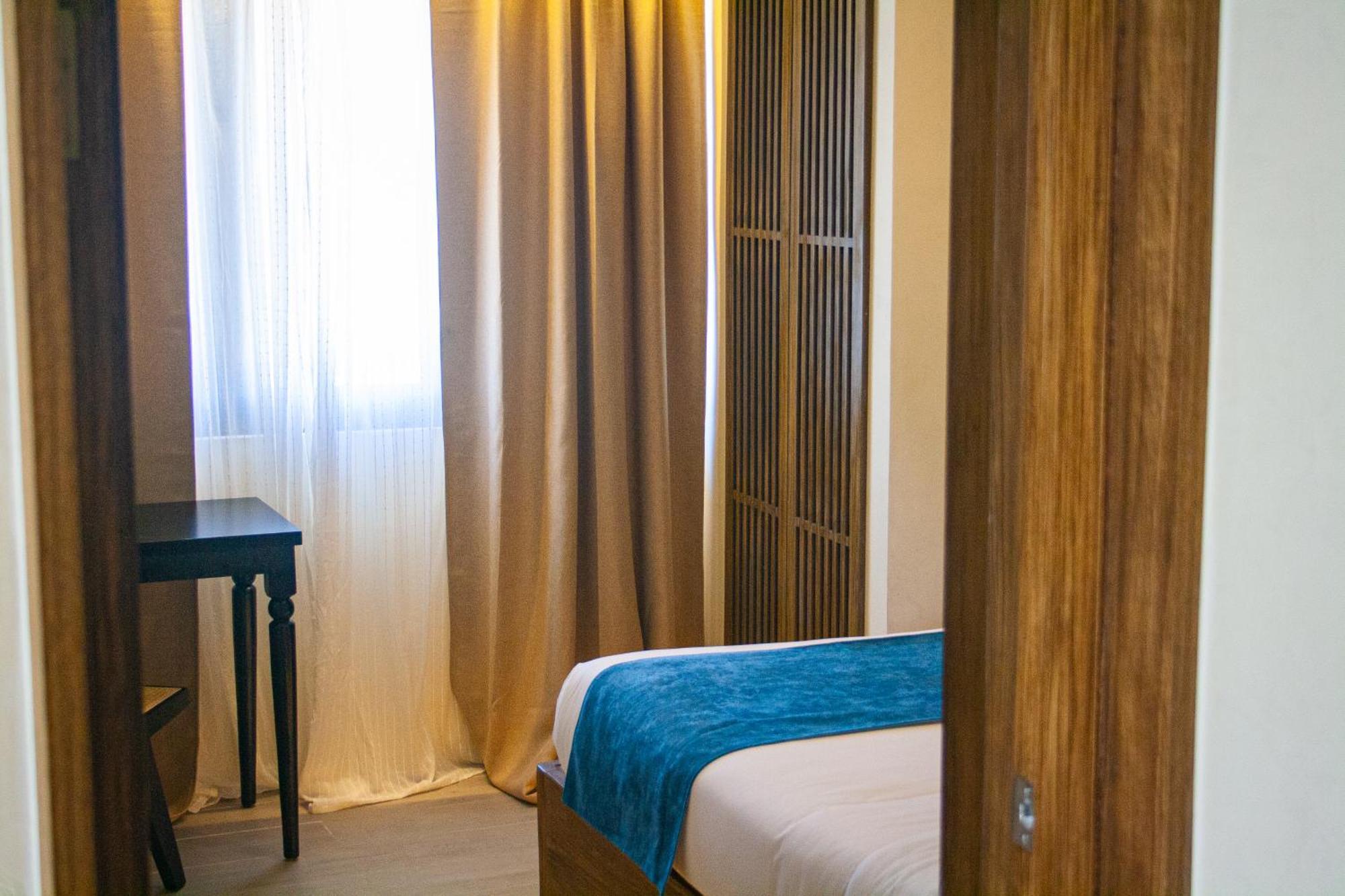 Elijah Hotel Дасмариньяс Экстерьер фото
